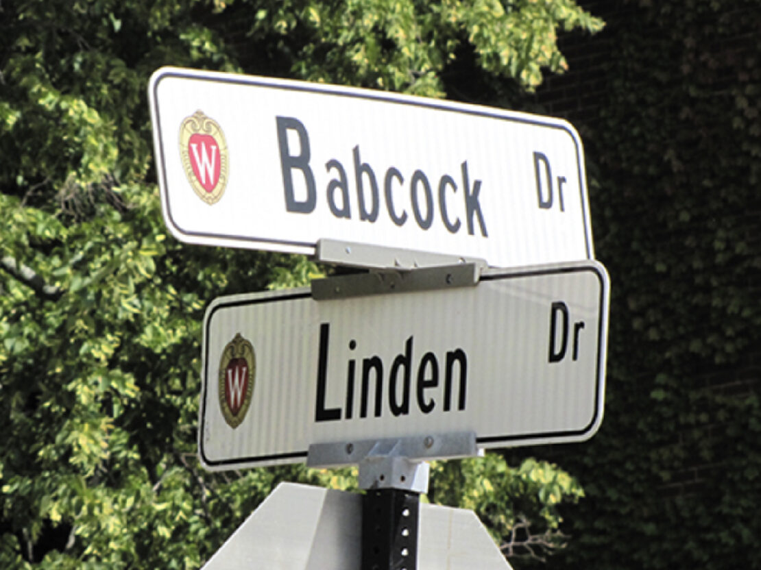 A color image of the Babcock Dr. street sign on the UW-Madison campus.
